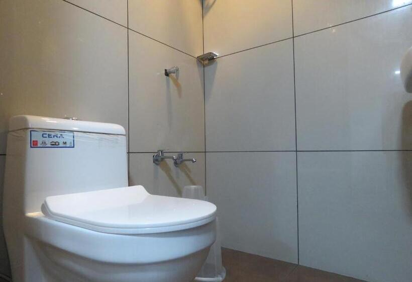 Отель Reegate Inn Near South Railway Station