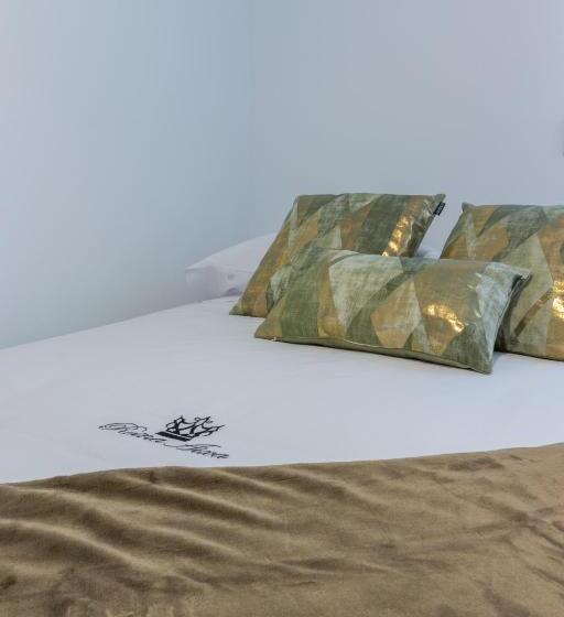 בית מלון כפרי Reina Aixa