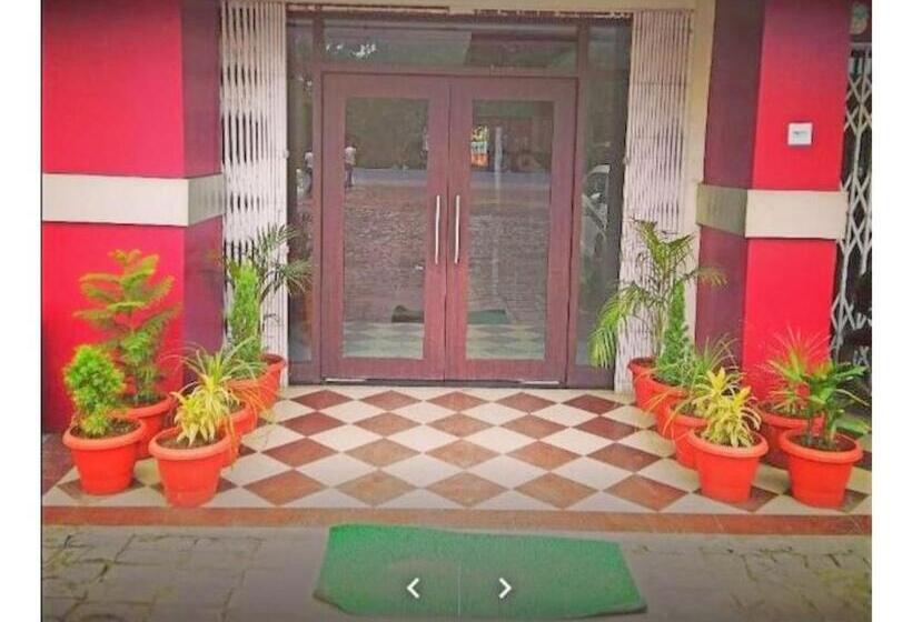 בית מלון כפרי Royal Palace, Begusarai