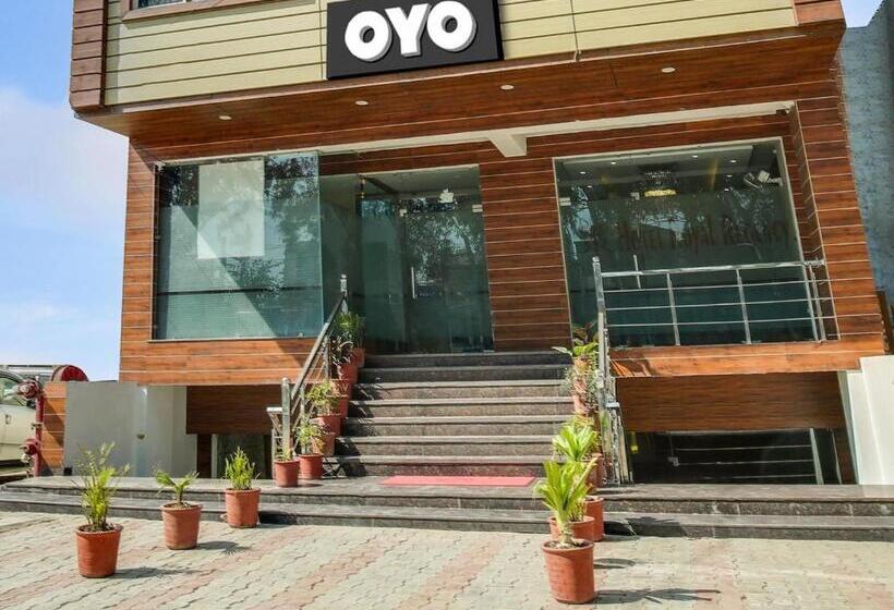 Отель Royal Regency