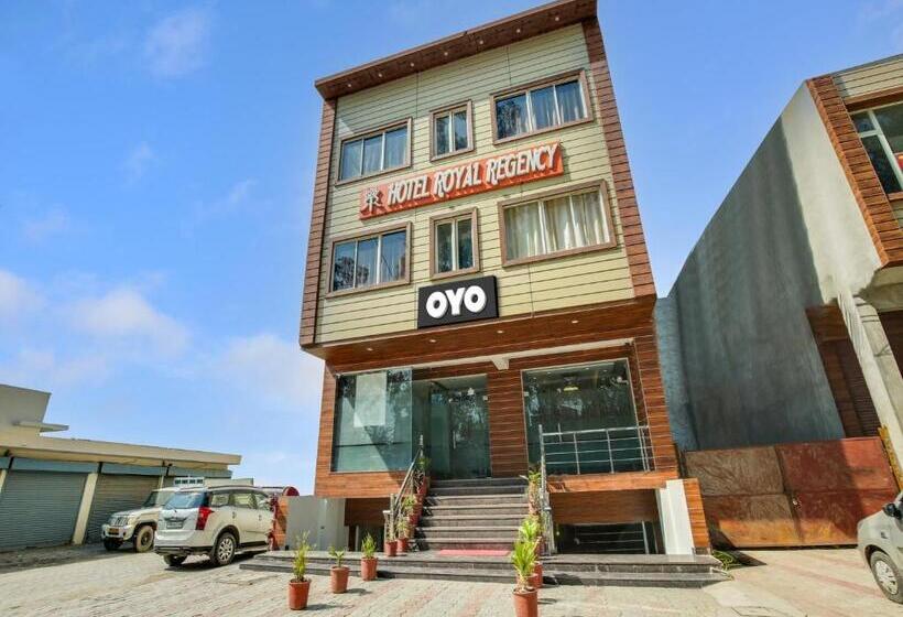 Отель Royal Regency