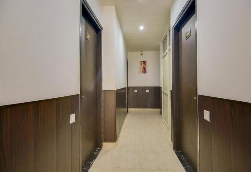 Отель Royal Regency