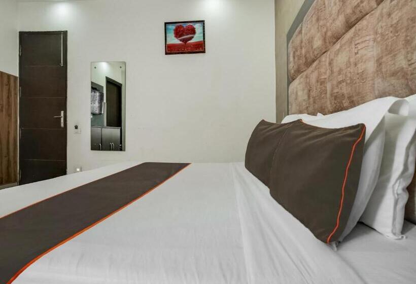 Отель Royal Regency