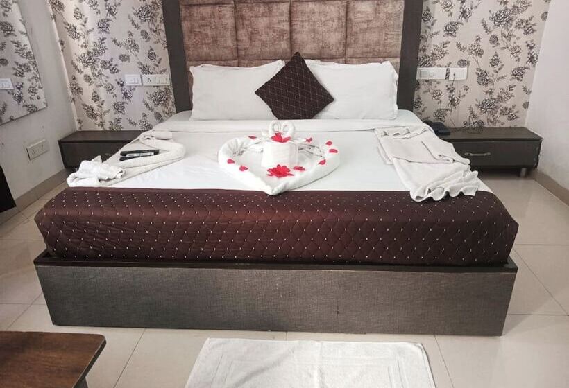 Отель Royal Regency