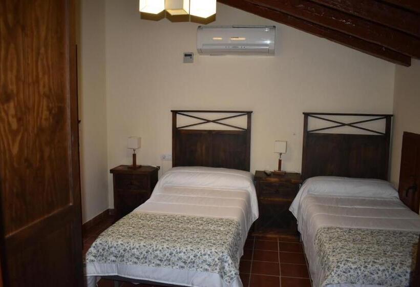 ホテル Rural El Refugio De Los Templarios