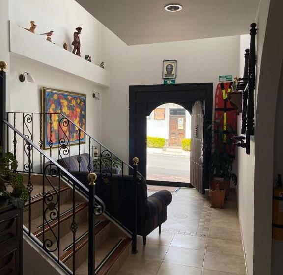 هتل San Gabriel Hospedería