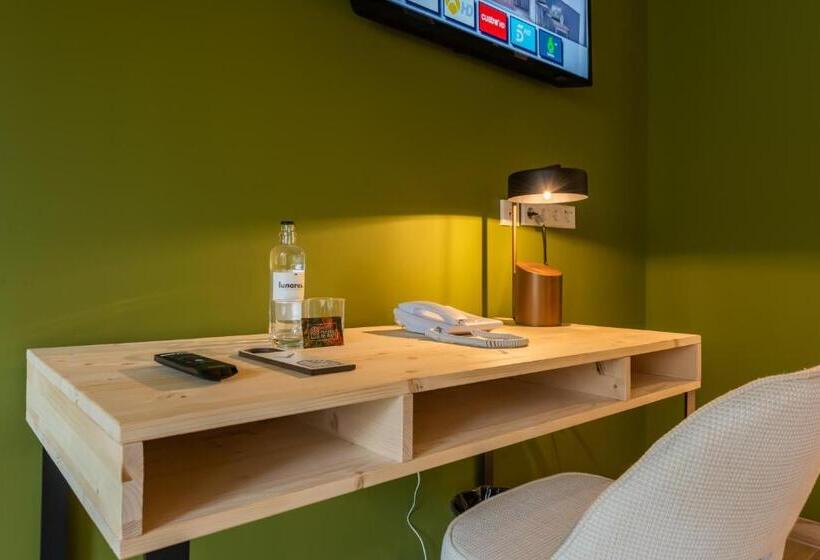 هتل Silken Puerta De Irati