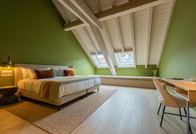 هتل Silken Puerta De Irati