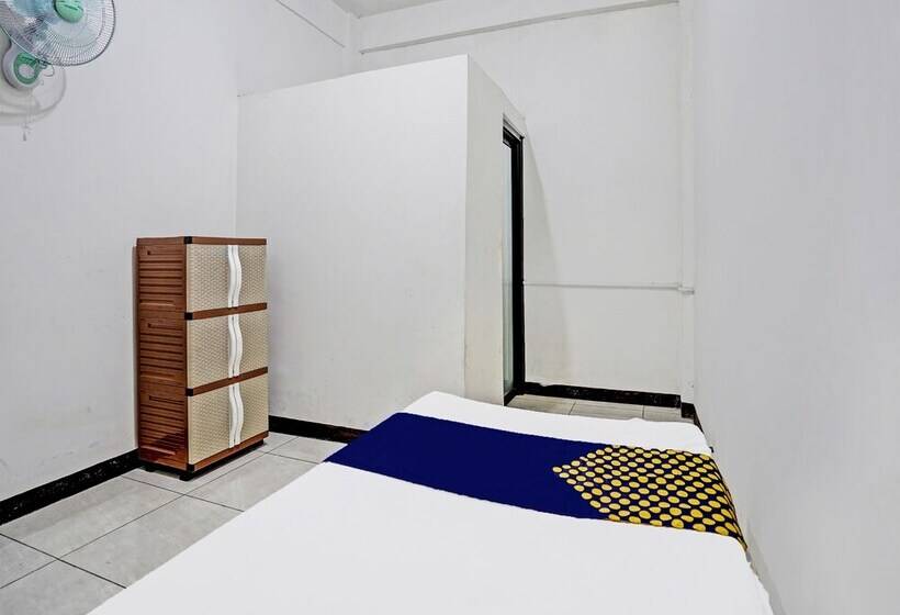 فندق Spot On 91947 Kost Barokah Syariah