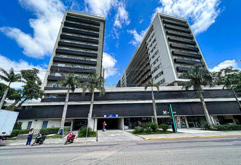 Отель Studios Cityhome Maxplaza Canoas