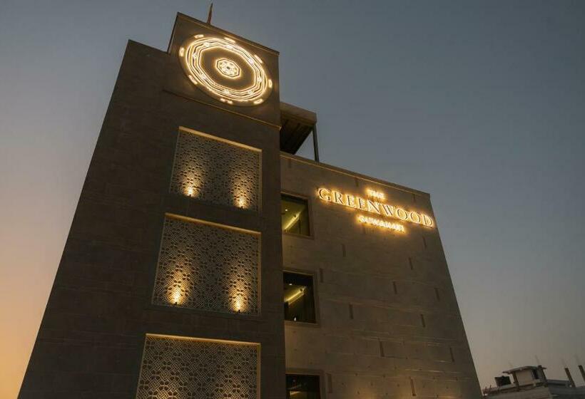 هتل The Greenwood Guwahati   A Luxury Boutique