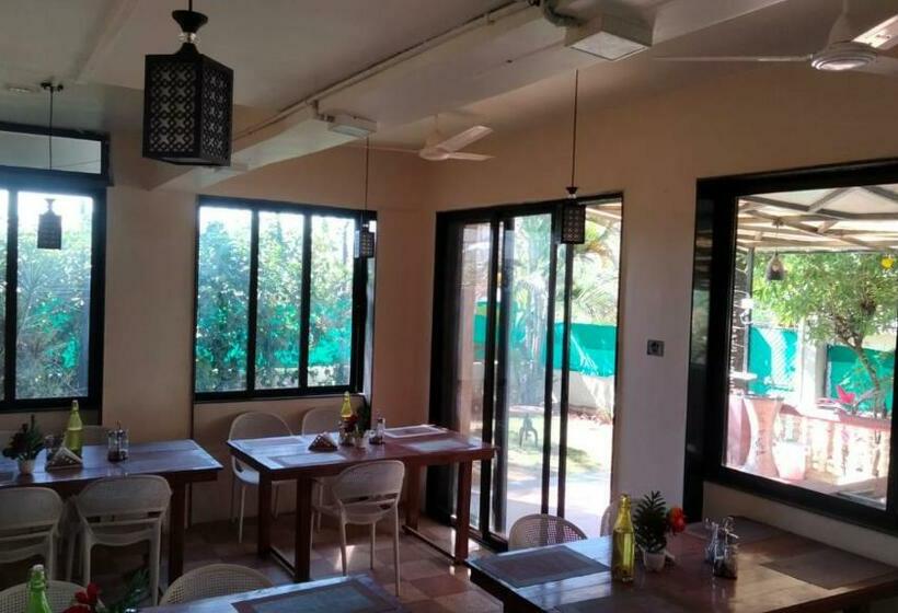 ホテル The Retreat Villa