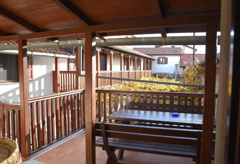 هتل Tourist Farm škerlj