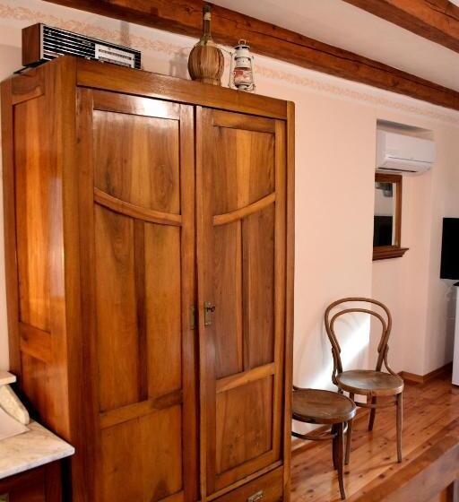 هتل Tourist Farm škerlj