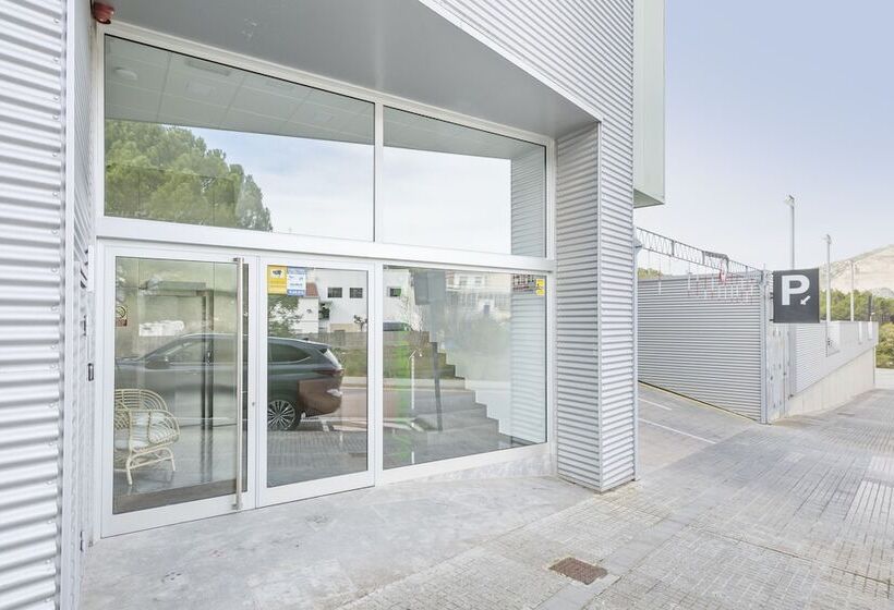 Les Begues Apartments