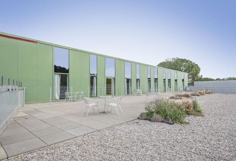 Les Begues Apartments