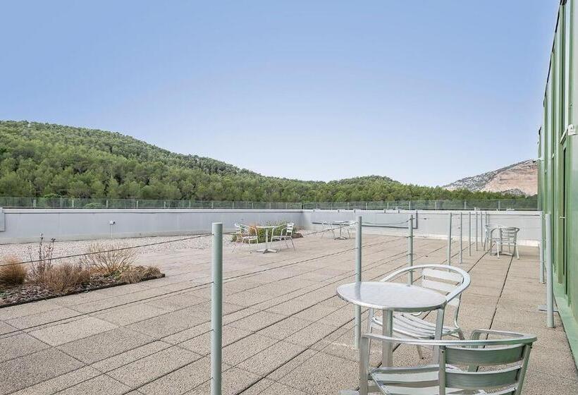 Les Begues Apartments