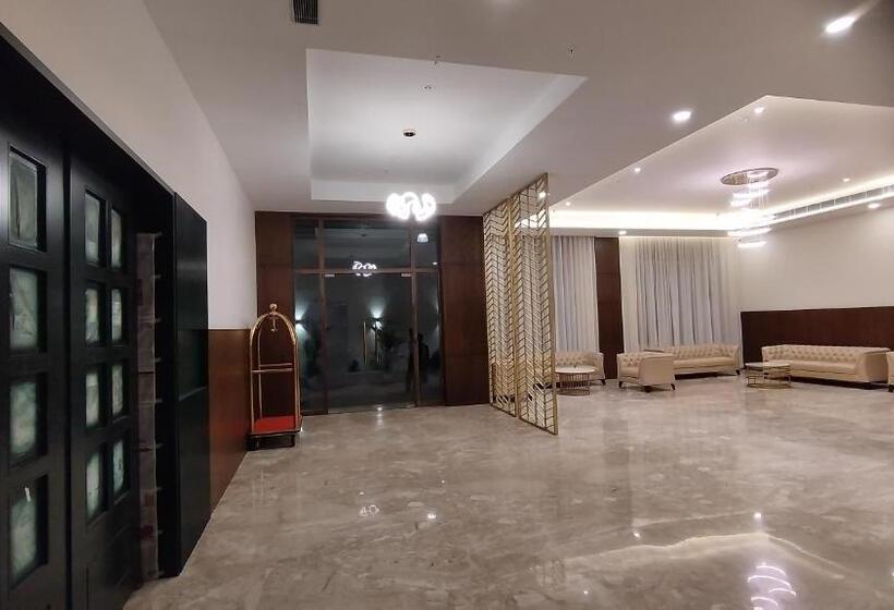 Mayur Belgaum Presidency Hotel & Spa   10 Kms From Belgaum Airport Ixg