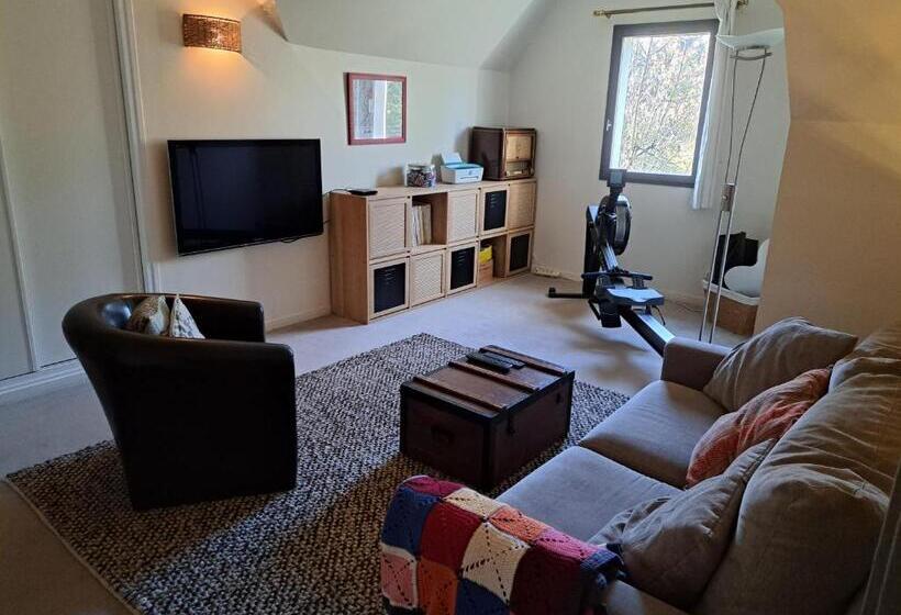 膳宿费 Au Chat Perché Espace Familial