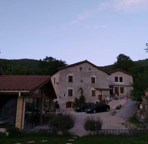 بنسيون Au Temps Des Amours