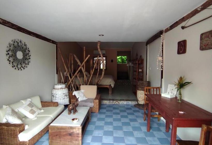 Пансион Baan Sikhao Yanui