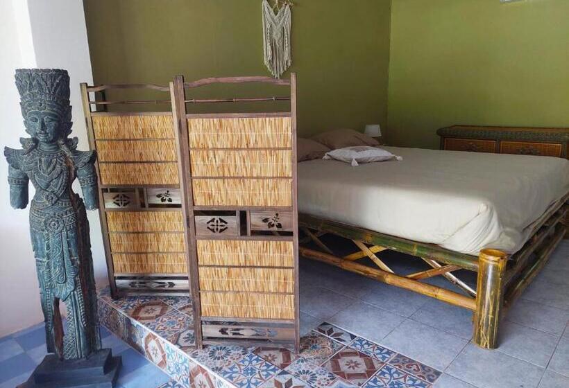 Пансион Baan Sikhao Yanui