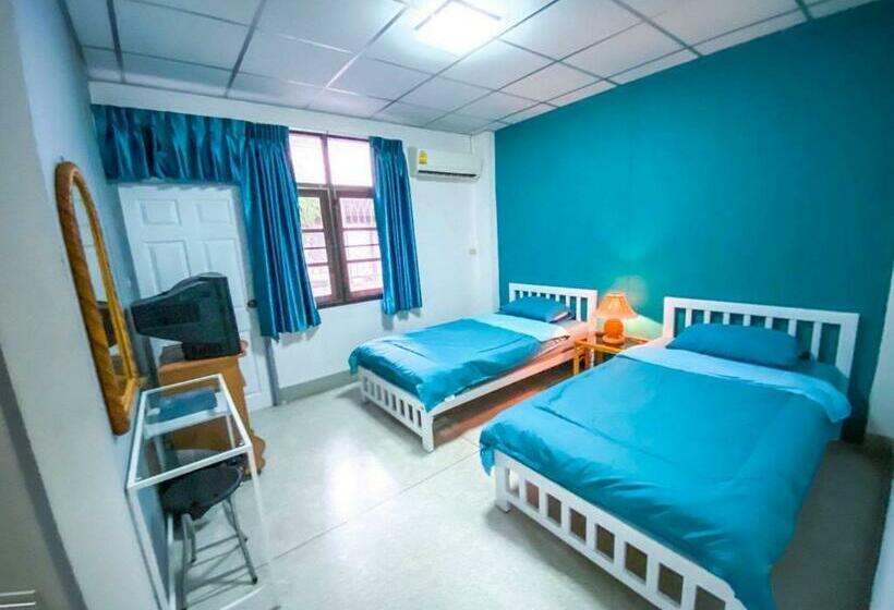 פנסיון Beach Days Guest House Cha Am Beach