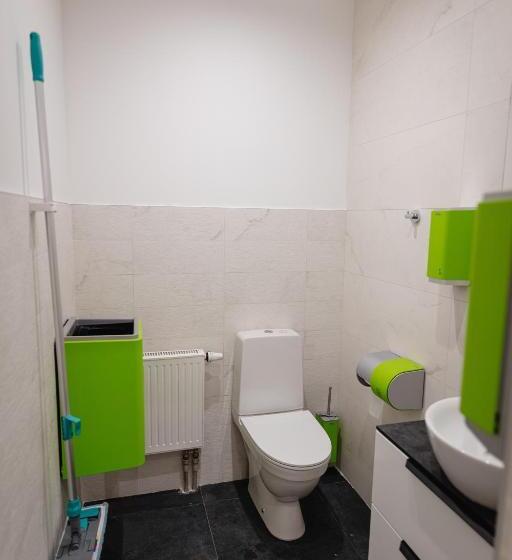 پانسیون Birch Alley Self Check In