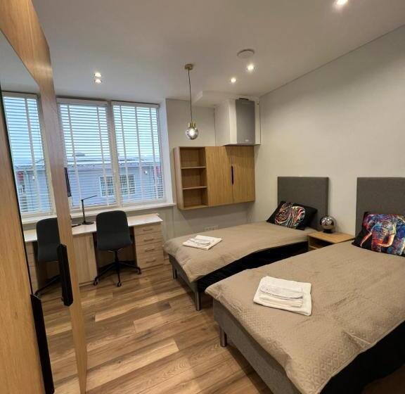 پانسیون Birch Alley Self Check In