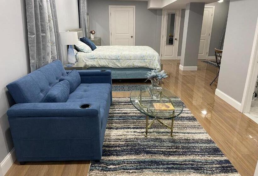 פנסיון Brand New Luxury Rooms Near Downtown Boston