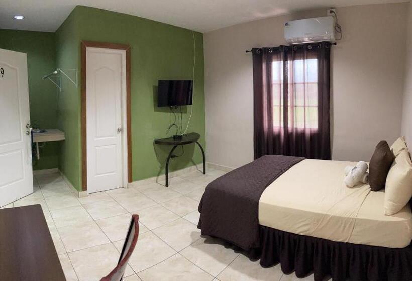 بنسيون Brisas De Coclé