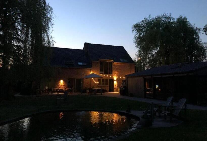 ペンション Bulsomhuys