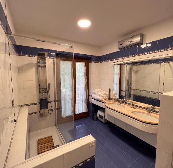 ペンション Guest House La Selvotta