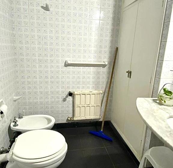 Pensión Habitaciones En El Centro De Rosario