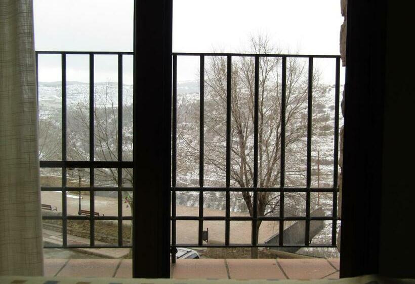 بنسيون Habitaciones Hostal Paquita