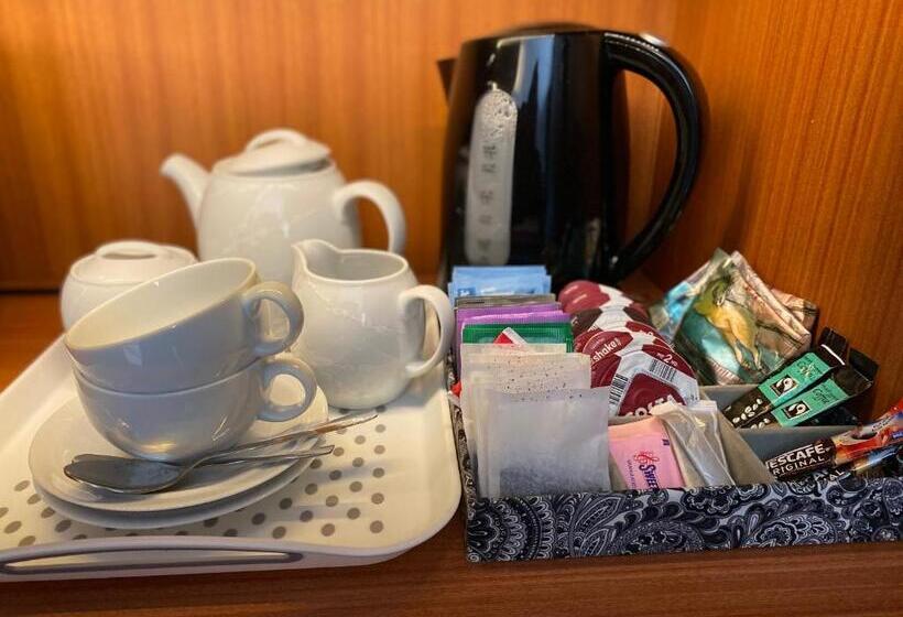 بنسيون Hansom House