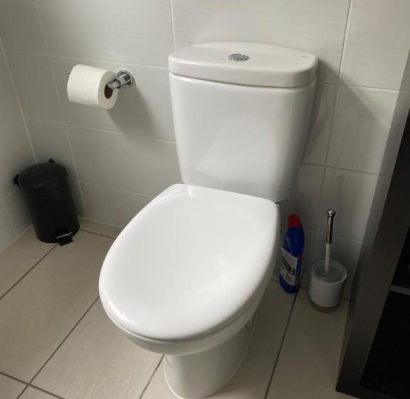 بنسيون Hansom House