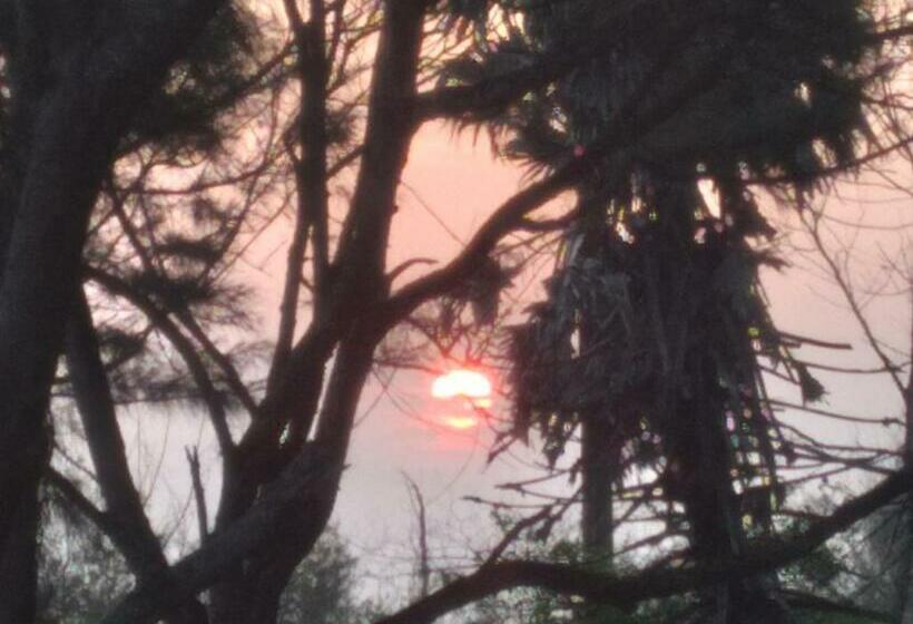 Пансион Happy Beach Guest House