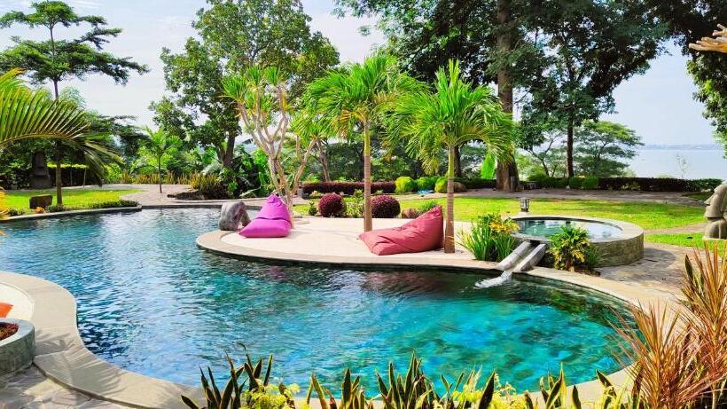 بنسيون La Collina Villa