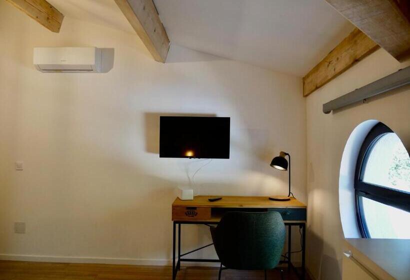 Пансион Port Miou  Coliving  Mas Des Sous Bois