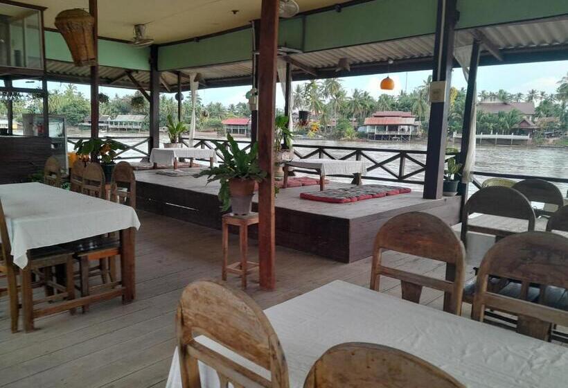 بنسيون Rivergarden Guesthouse And Restaurant