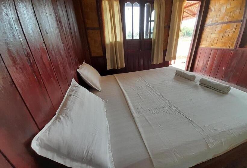 بنسيون Rivergarden Guesthouse And Restaurant