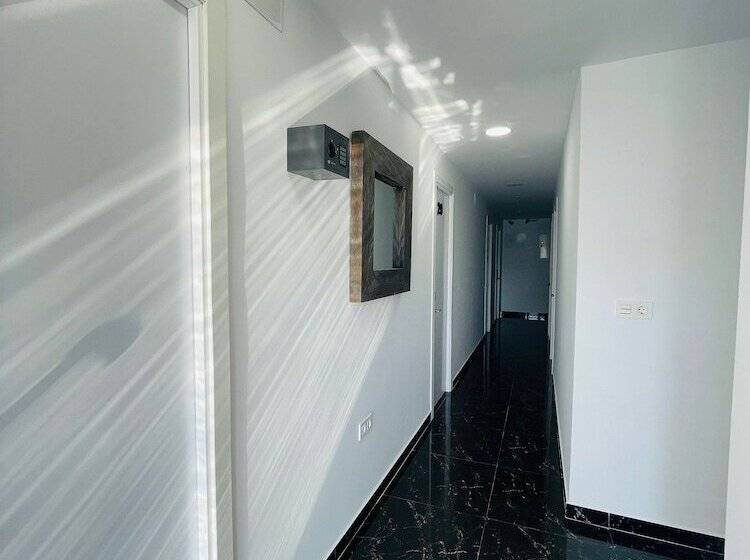 פנסיון Sl Marbella