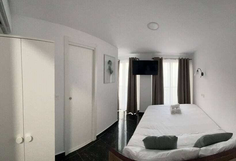 פנסיון Sl Marbella