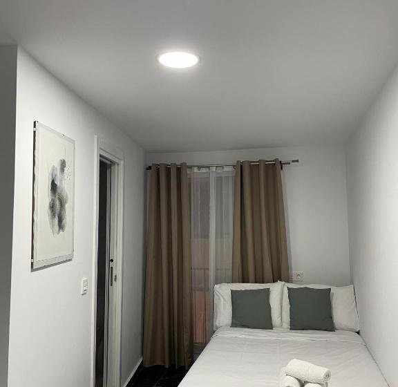 פנסיון Sl Marbella