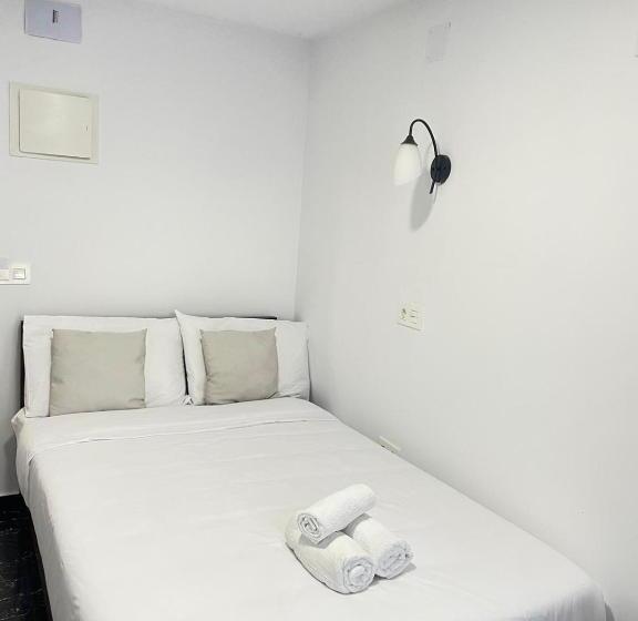 פנסיון Sl Marbella