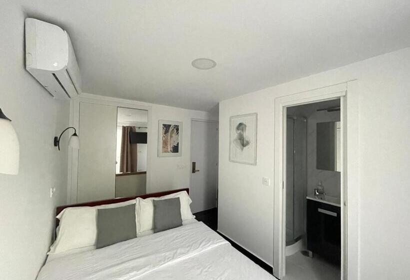 פנסיון Sl Marbella