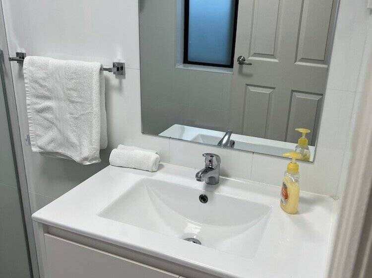 بنسيون Sunny Rooms Mascot