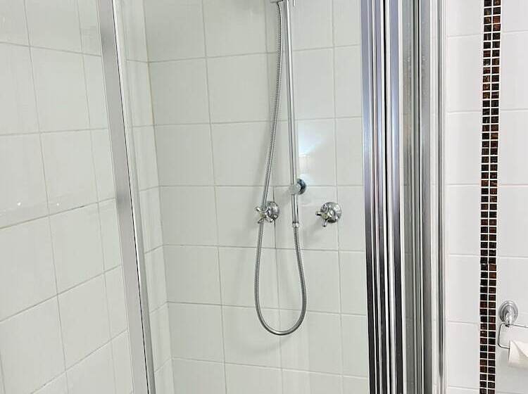 بنسيون Sunny Rooms Mascot