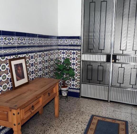 Пансион The Jasmine House